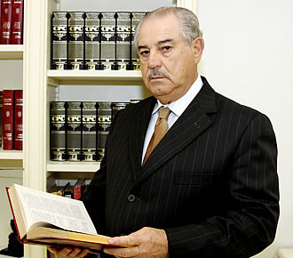 Dr. Ernani José de Castro Gamborgi